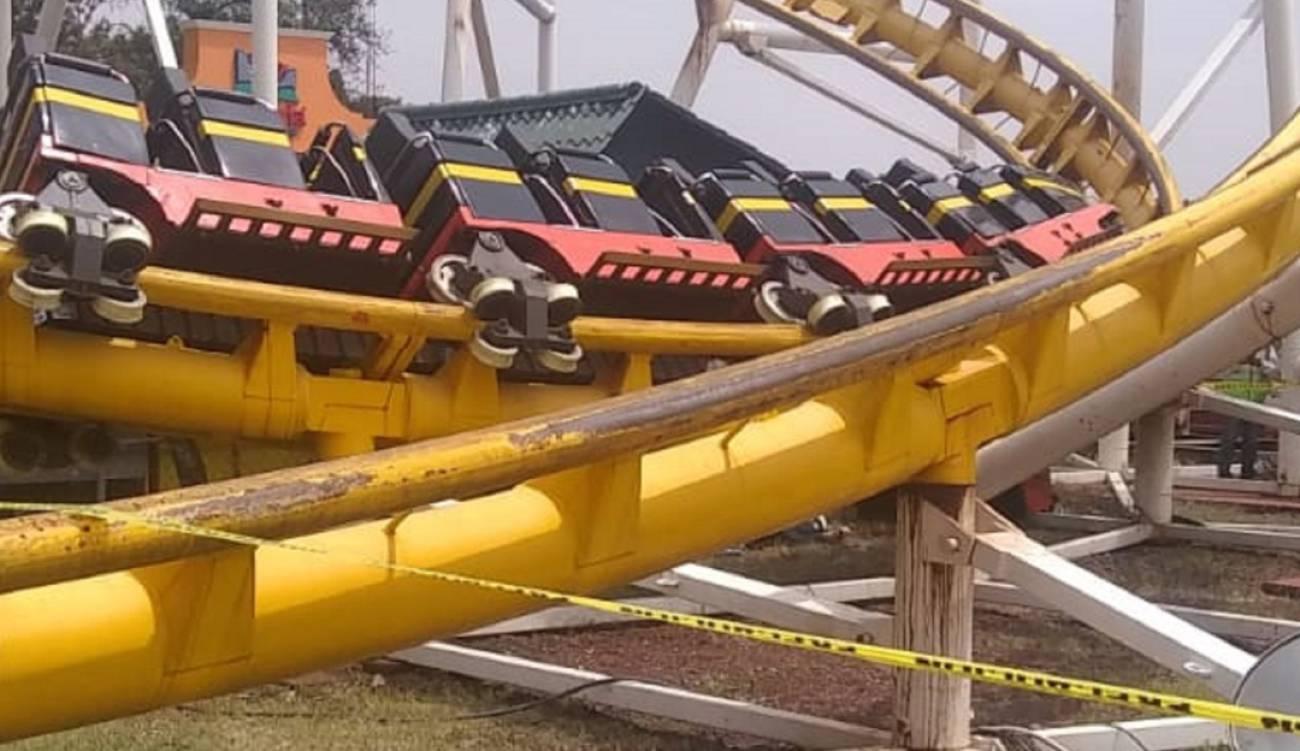 RollercoasterCrash 02