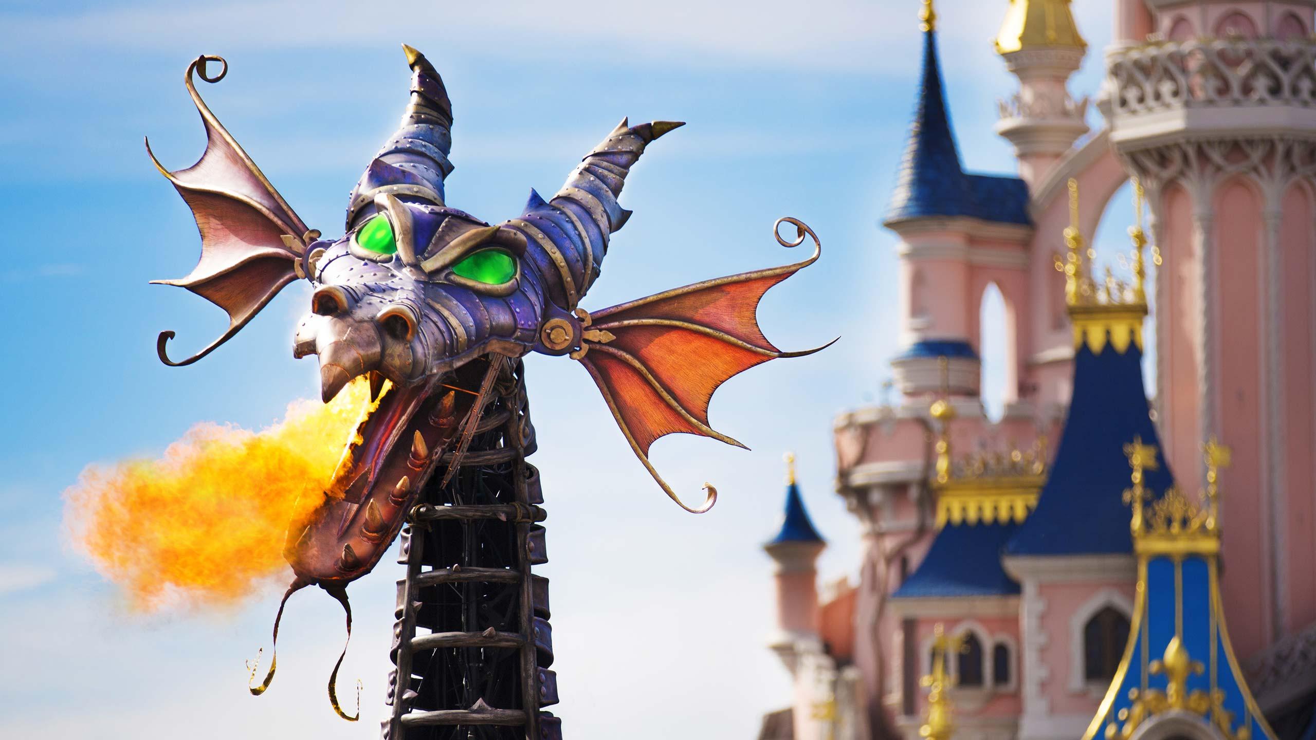 n027588 2024dec18 world disney stars on parade dragon 16 9 tcm808 182172p 1