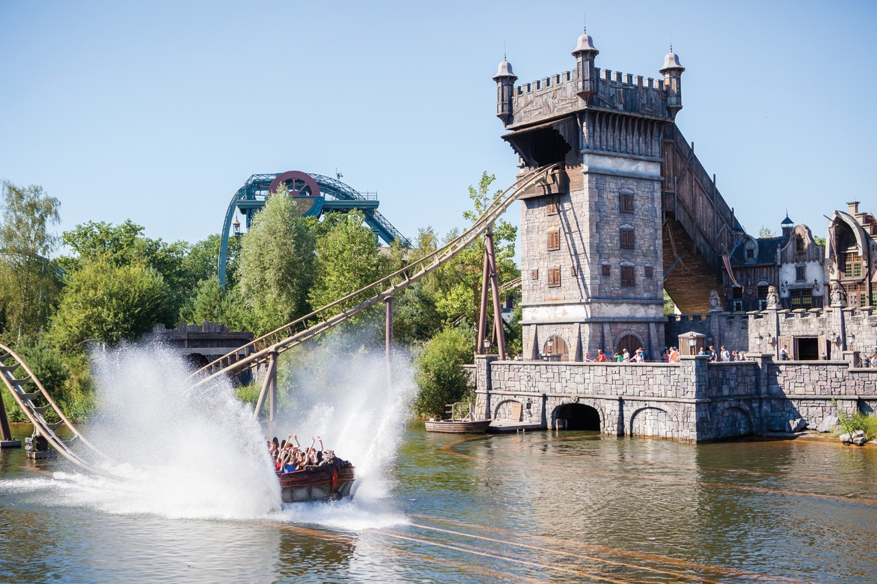efteling la montagne russe aquatique de vliegende hollander 867505
